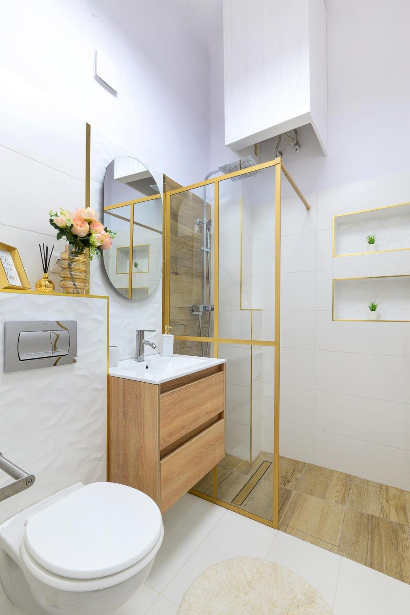 White & Gold Apartment Budapest Exterior photo